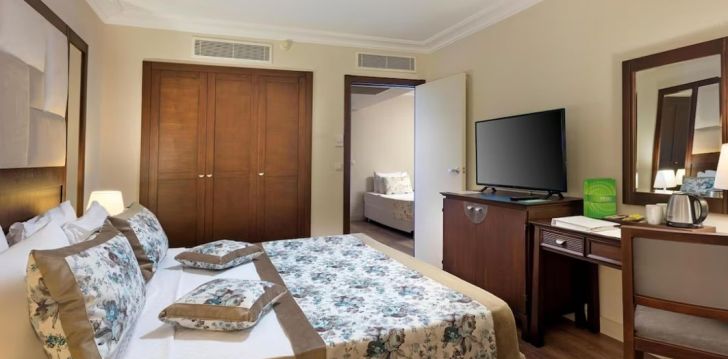 Apsistokite SEVEN SEAS HOTEL LIFE viešbutyje už gerą kainą.