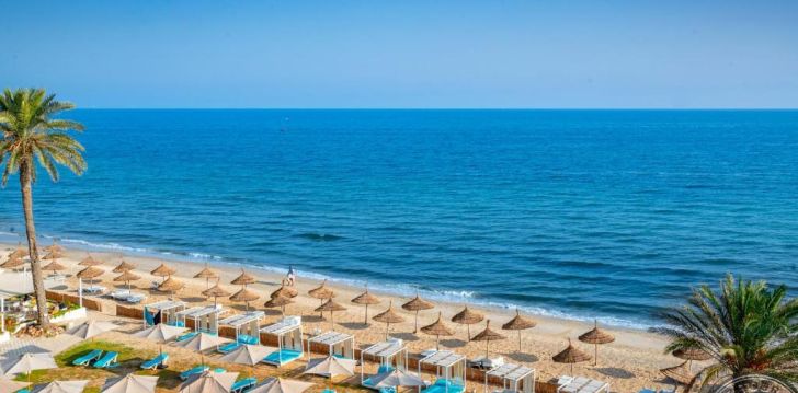 Apsistokite MONARQUE CLUB RIVAGE viešbutyje už gerą kainą.