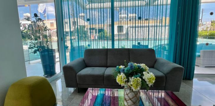 Patogus viešbutis jūsų kelionei – 3* SUNNY BLUE HOTEL