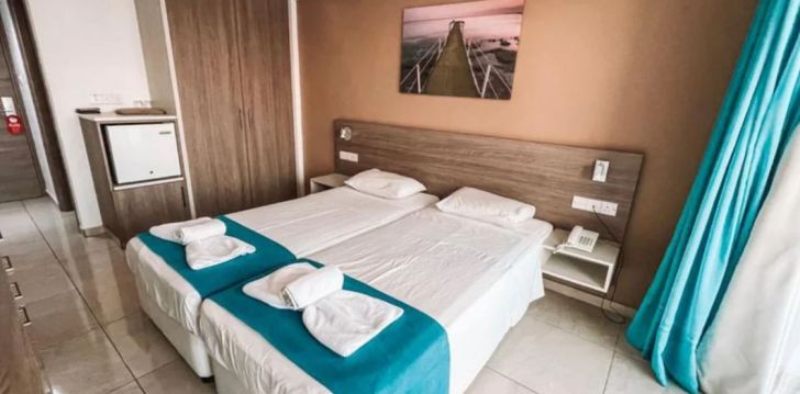 Tavo atostogos prasideda viešbutyje SUNNY BLUE HOTEL