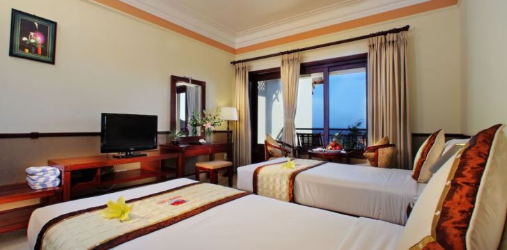 Viešbutis GOLDEN COAST RESORT AND SPA įsikūręs Vietnamas.