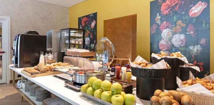 viešbutis B&B HOTEL COMO CITY CENTER įsikūręs Italija.