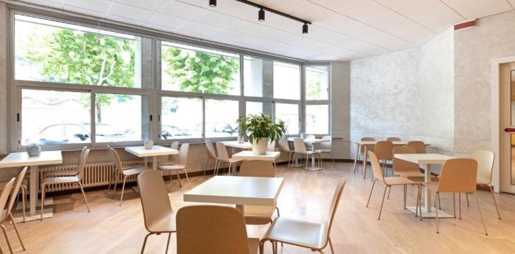 viešbutis B&B HOTEL COMO CITY CENTER įsikūręs Italija.