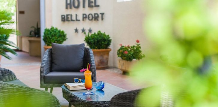 BELL PORT - klientų vertinamas, kaip geras kainos ir kokybės santykis.