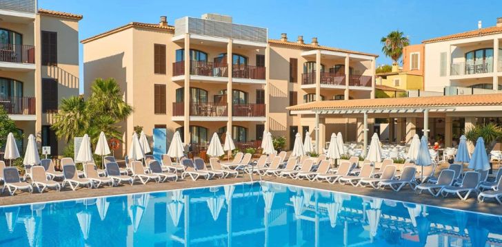 Patogus viešbutis jūsų kelionei – 3* PROTUR FLORIANA RESORT APARTHOTEL