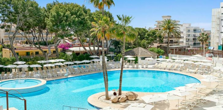 IBEROSTAR WAVES CRISTINA - klientų vertinamas, kaip geras kainos ir kokybės santykis. 