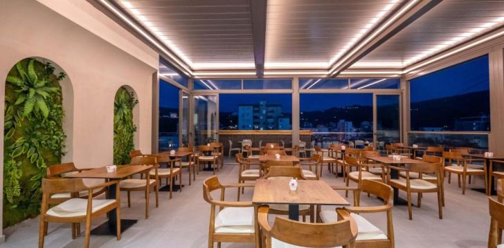 Rinkitės viešbutį SASSO HOTEL kelionei į Albanija