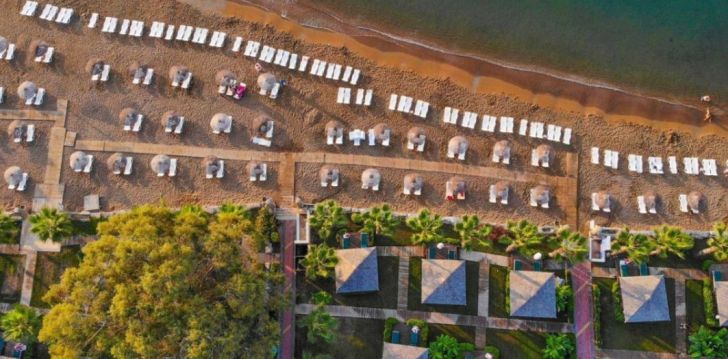 Rinkitės viešbutį EFTALIA SPLASH RESORT HOTEL kelionei į Turkija