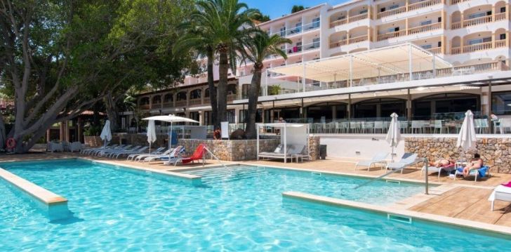 Apsistokite NA TACONERA SPORT & RELAX viešbutyje už gerą kainą. 