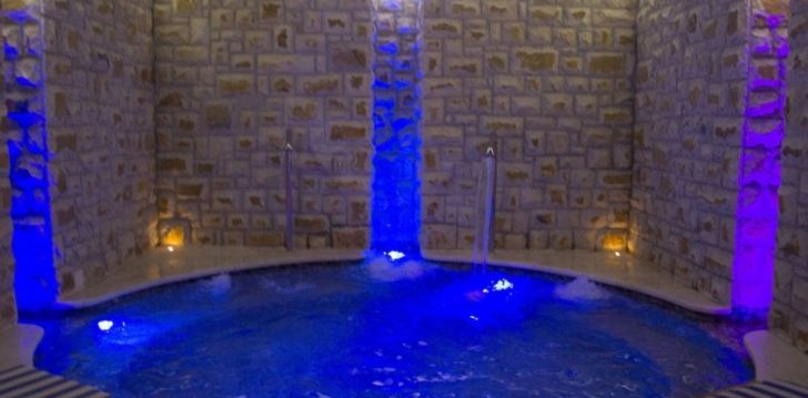 Viešbutis DIAMOND HILL RESORT & SPA įsikūręs Albanija. 