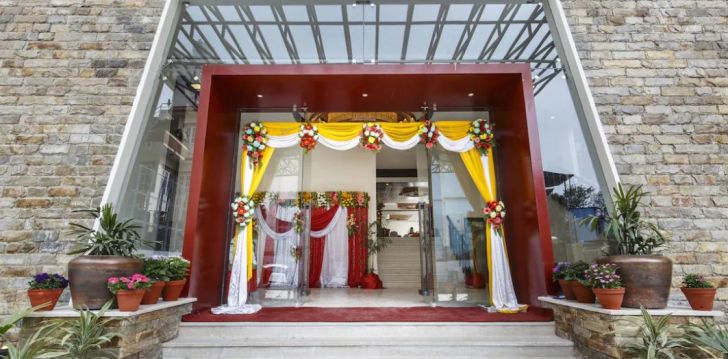 Viešbutis RAMADA BY WYNDHAM KATHMANDU DHUMBARAHI įsikūręs Nepalas.