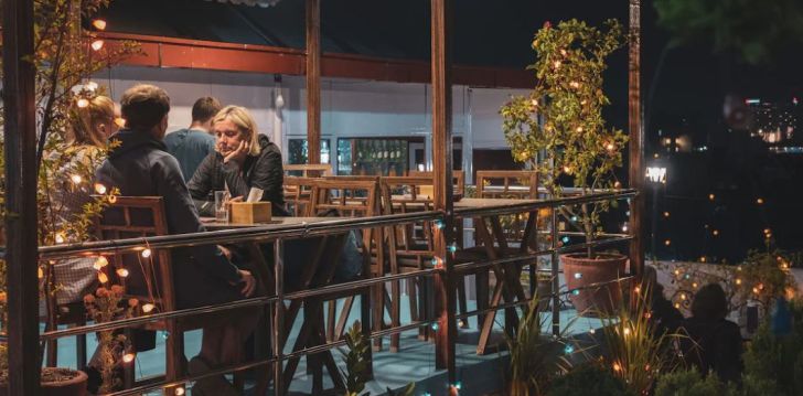 Viešbutis HOTEL NEPALAYA įsikūręs Nepalas. 