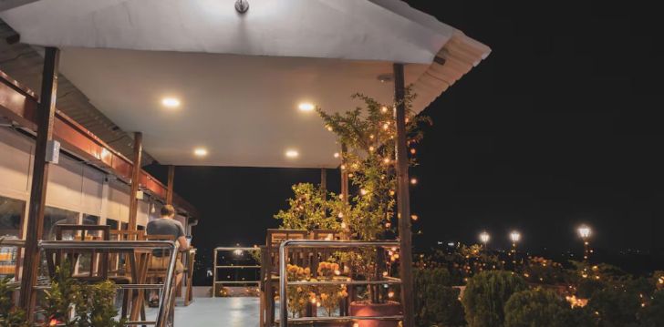 Jaukus viešbutis HOTEL NEPALAYA, jūsų atostogoms