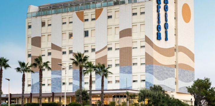 Apsistokite BARION HOTEL & CONGRESSI viešbutyje už gerą kainą. 