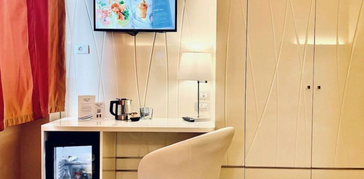 Rinkitės viešbutį BARION HOTEL & CONGRESSI kelionei į Italija