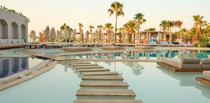 Nepraleisk progos pailsėti už gerą kainą - viešbutyje LAUR HOTEL EXPERIENCE & LAUR HOTELS ELEGANCE