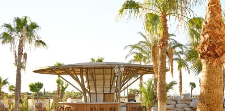 Apgyvendinimas 5* LAUR HOTEL EXPERIENCE & LAUR HOTELS ELEGANCE