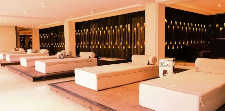 Apgyvendinimas 5* LAUR HOTEL EXPERIENCE & LAUR HOTELS ELEGANCE