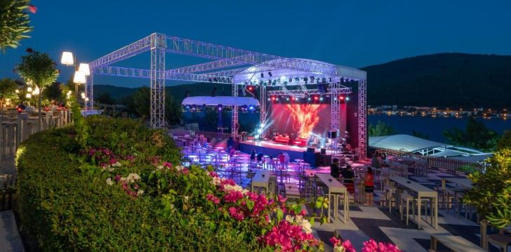 Viešbutis TITANIC DELUXE BODRUM įsikūręs Turkija.