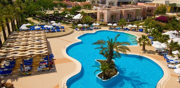 Rinkitės viešbutį BLUE WATERS CLUB kelionei į Turkija