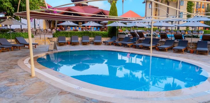 Planuoji kelionę į Turkija? apsistokite 5 viešbutyje MIRAMARE QUEEN HOTEL.