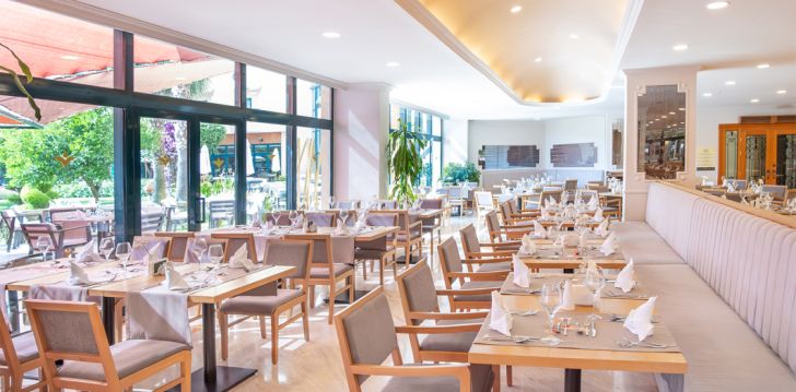 Viešbutis MIRAMARE QUEEN HOTEL įsikūręs Turkija. 