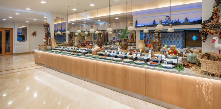 Tavo atostogos prasideda viešbutyje MIRAMARE QUEEN HOTEL
