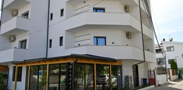 Apgyvendinimas 3* MONDURO HOTEL