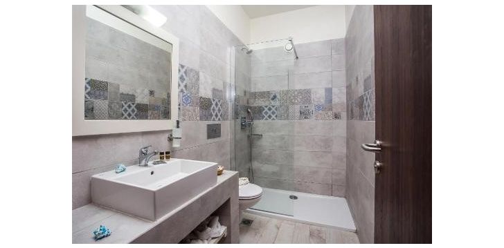 EVITA STUDIOS - klientų vertinamas, kaip geras kainos ir kokybės santykis.