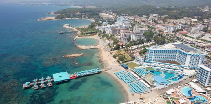 Apsistokite GRANADA LUXURY BEACH viešbutyje už gerą kainą. 