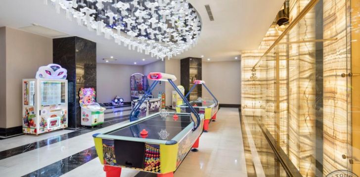 Apsistokite GRANADA LUXURY BEACH viešbutyje už gerą kainą.