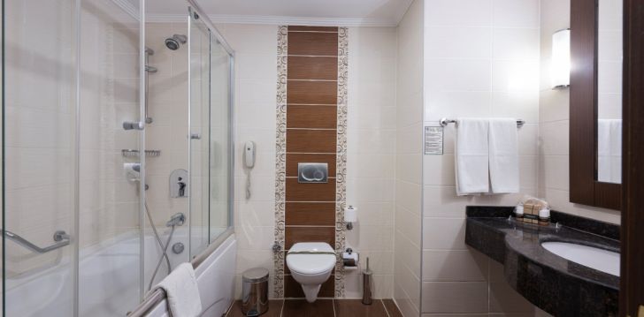 MEGASARAY WESTBEACH ANTALYA - klientų vertinamas, kaip geras kainos ir kokybės santykis.
