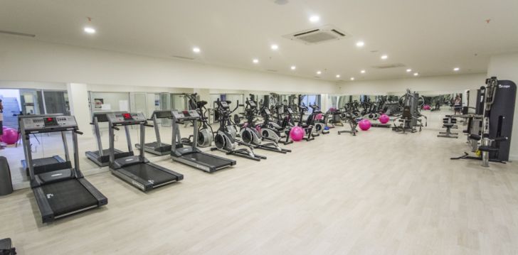 Patogus viešbutis jūsų kelionei – 5* LAGUNA BEACH ALYA RESORT & SPA HOTEL