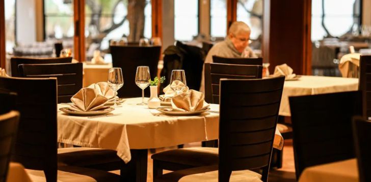 Atostogos Albanija – apsistokite viešbutyje MAJESTIC HOTEL