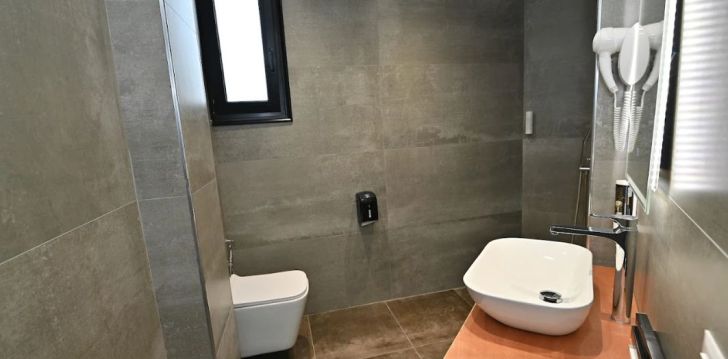 Apsistokite MONDURO HOTEL viešbutyje už gerą kainą.