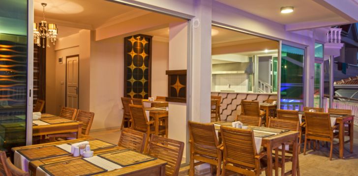 Planuoji kelionę į Turkija? apsistokite 4 viešbutyje SUNNY HILL ALYA HOTEL. 