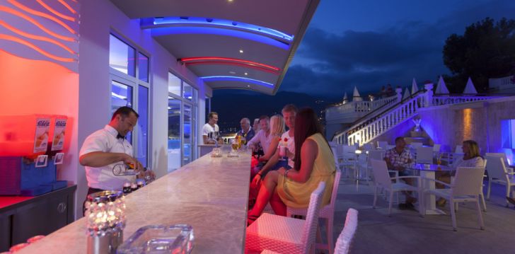 Patogus viešbutis jūsų kelionei – 4* SUNNY HILL ALYA HOTEL