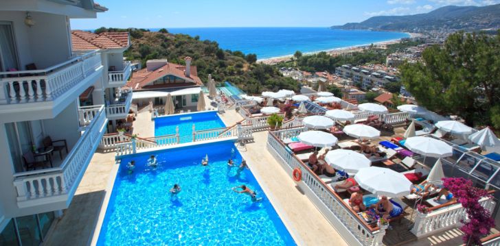 Apsistokite SUNNY HILL ALYA HOTEL viešbutyje už gerą kainą.