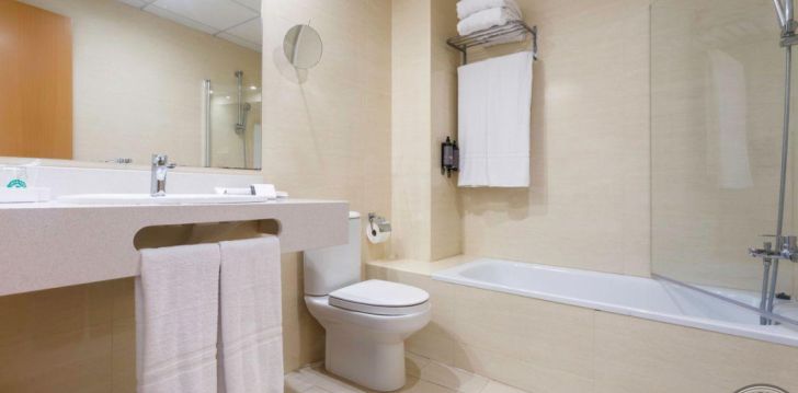 Nepraleisk progos pailsėti už gerą kainą - viešbutyje BEST CAMBRILS