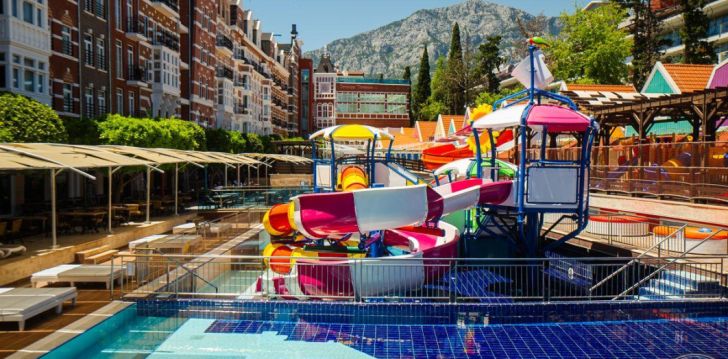 Viešbutis ORANGE COUNTY RESORT KEMER įsikūręs Turkija.