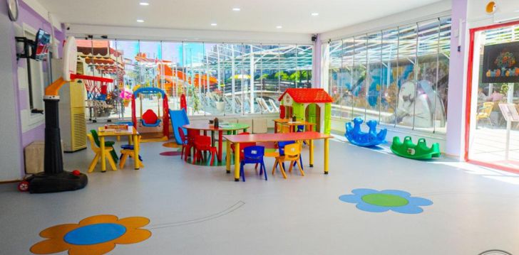Apsistokite ORANGE COUNTY RESORT KEMER viešbutyje už gerą kainą.