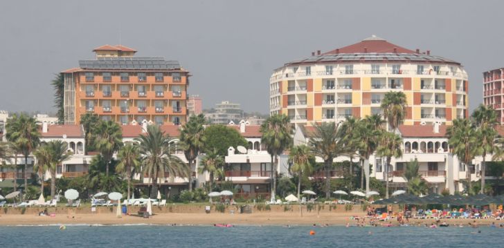 Viešbutis ARABELLA WORLD įsikūręs Turkija. 