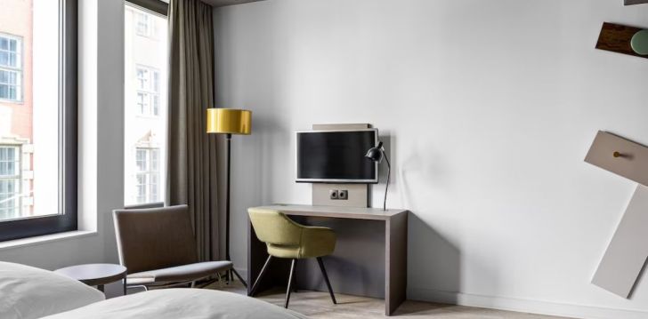 Apsistokite COMFORT HOTEL XPRESS CENTRAL STATION viešbutyje už gerą kainą.