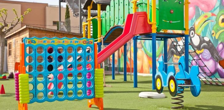 FERGUS CLUB PINEDA SPLASH - klientų vertinamas, kaip geras kainos ir kokybės santykis. 
