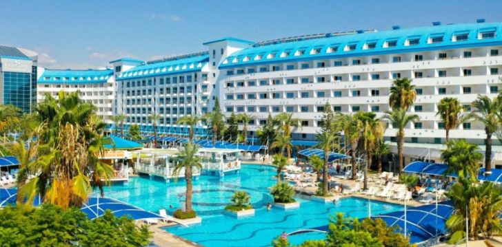 CRYSTAL ADMIRAL AQUA COLLECTION - klientų vertinamas, kaip geras kainos ir kokybės santykis. 