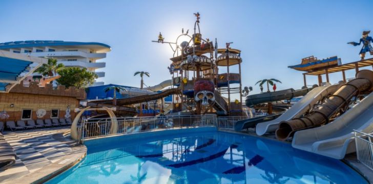 Viešbutis CRYSTAL ADMIRAL AQUA COLLECTION įsikūręs Turkija.