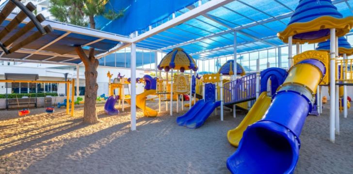 Atostogos Turkija – apsistokite viešbutyje CRYSTAL ADMIRAL AQUA COLLECTION