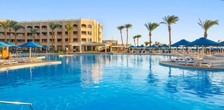 Planuoji kelionę į Egiptas? apsistokite 4 viešbutyje BEACH ALBATROS RESORT.