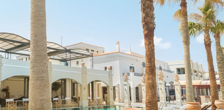 Apsistokite GRECOTEL PLAZA BEACH HOUSE viešbutyje už gerą kainą.