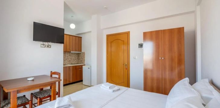 Apsistokite ALEKSANDER APARTHOTEL viešbutyje už gerą kainą.
